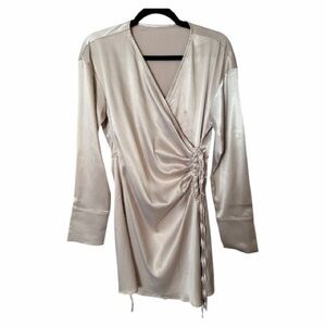 🆕 Halara V Neck Wrapped Tie Side / Button Mini Casual Dress, Size XS